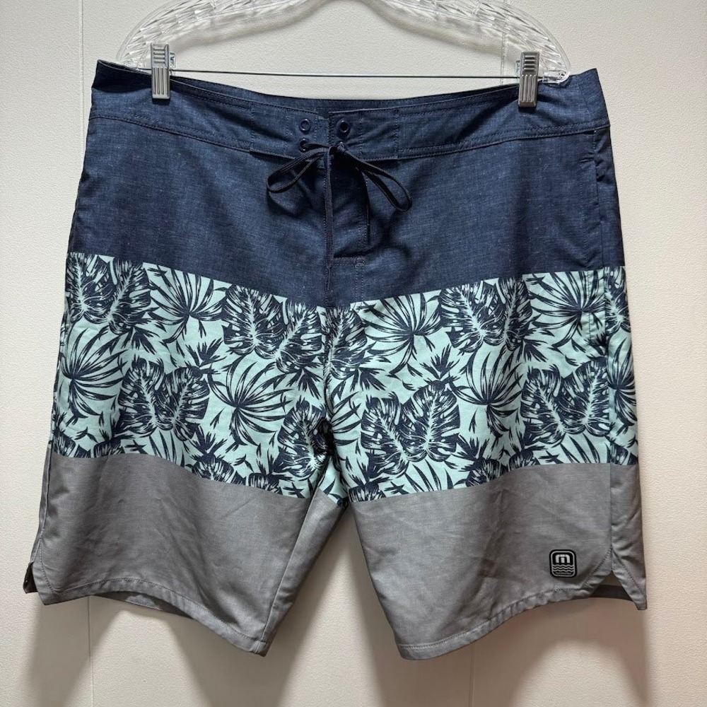 TravisMathew Mens Board Shorts Blue Grey Tropical Palm Print Swim Trunks Size 38